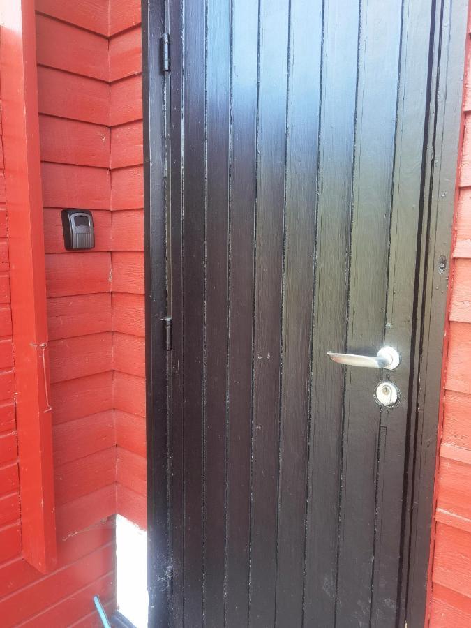 Hybel Til Leie Apartment Tvedestrand Exterior photo