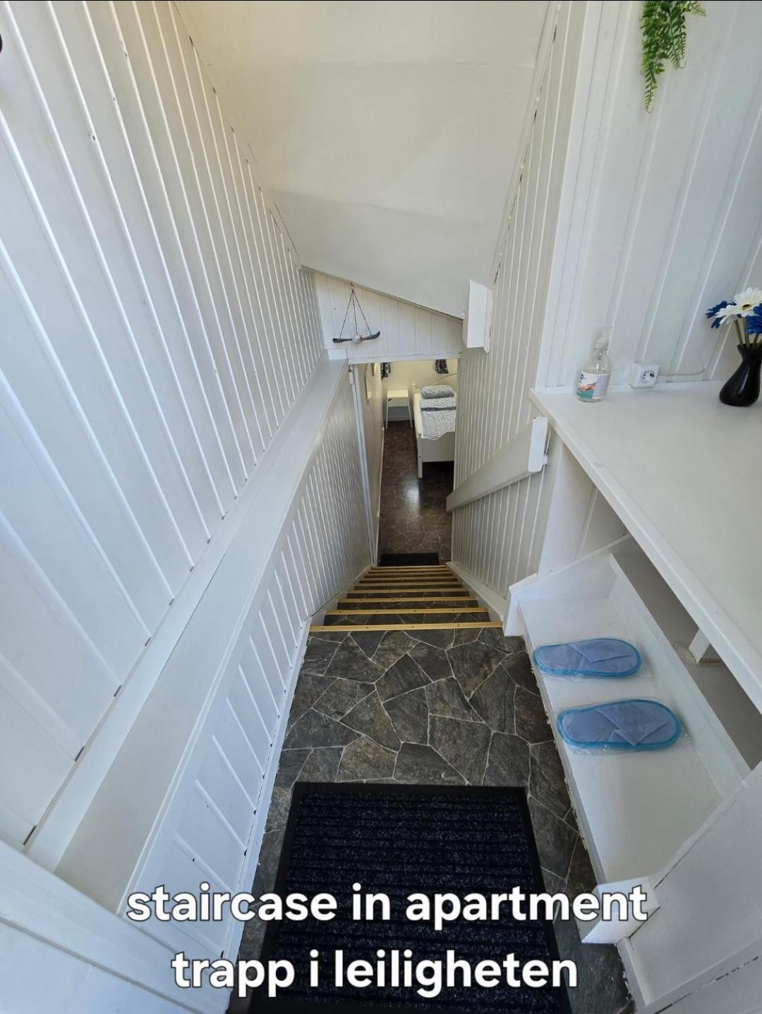 Hybel Til Leie Apartment Tvedestrand Exterior photo